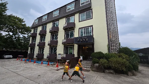 [세 아이와 행복한 여행] (전라 미술관 투어) 1박 2일 미술관 여행 추천 - 1일차 : 최북미술관, 고택아트페스타, 전북도립미술관