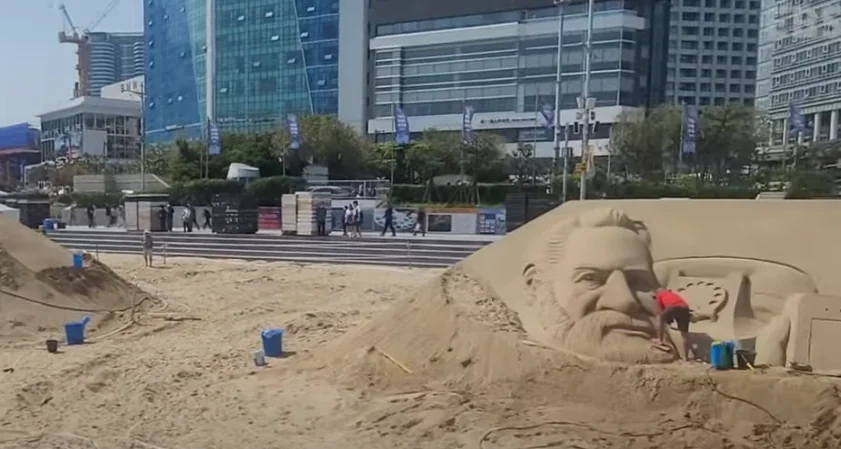 2024 해운대 모래축제: 모래로 만나는 그랜드 미술관, 샌드보드 체험 등